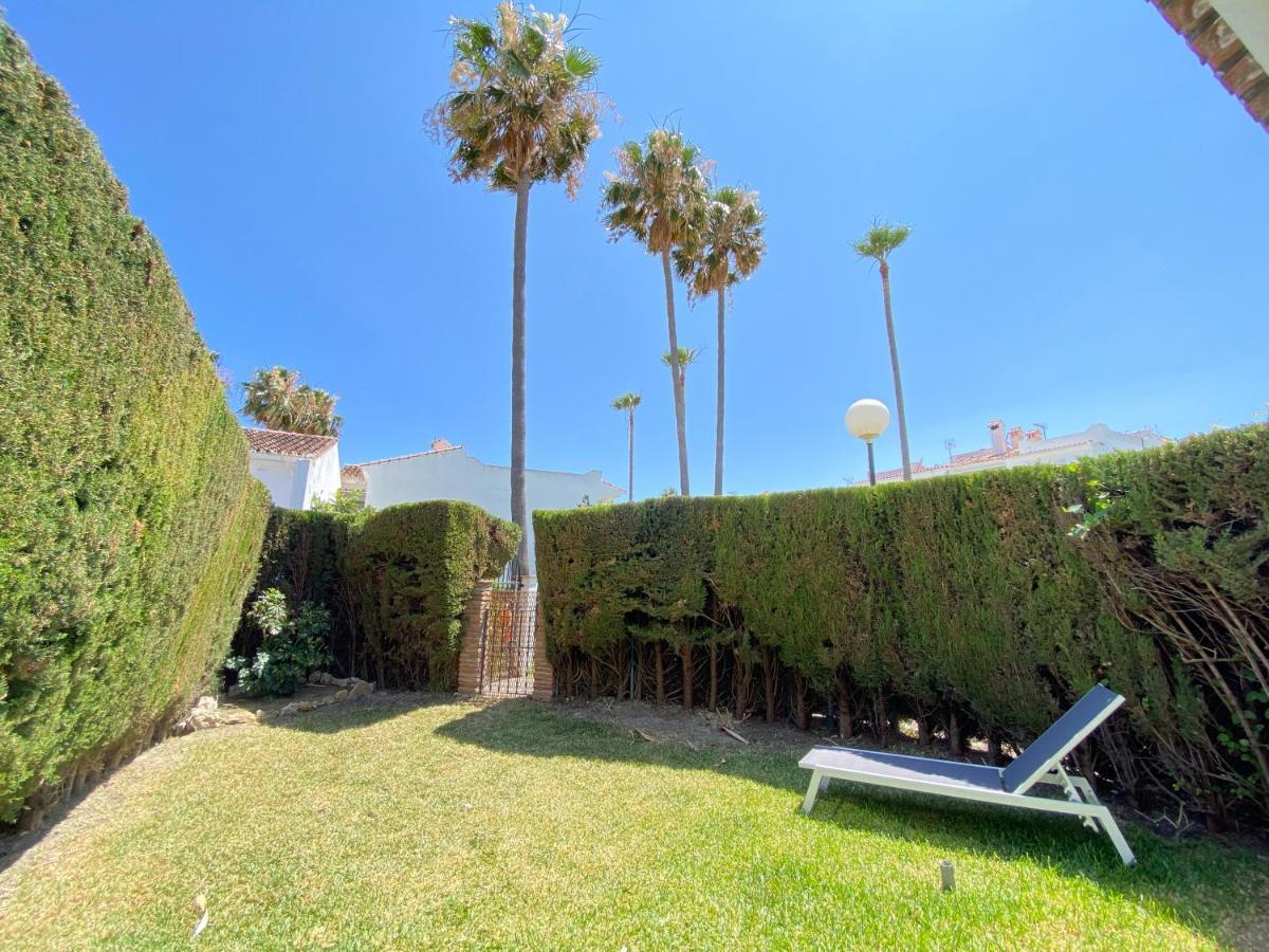 Townhouse W/Sea View & Garden Vila Estepona Exterior foto